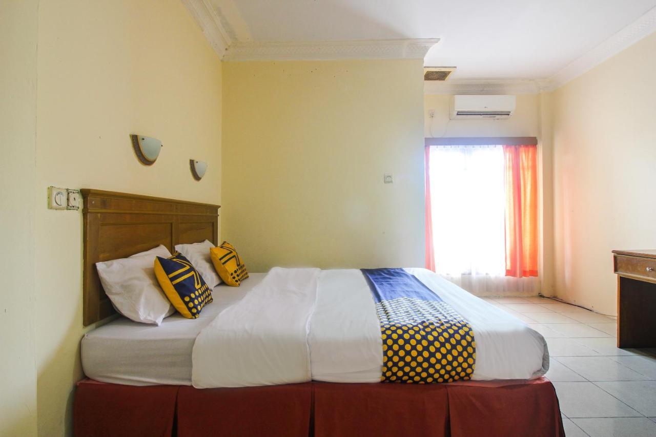 Spot On 2809 Hotel Yasmin Siak Sri Indrapura Экстерьер фото