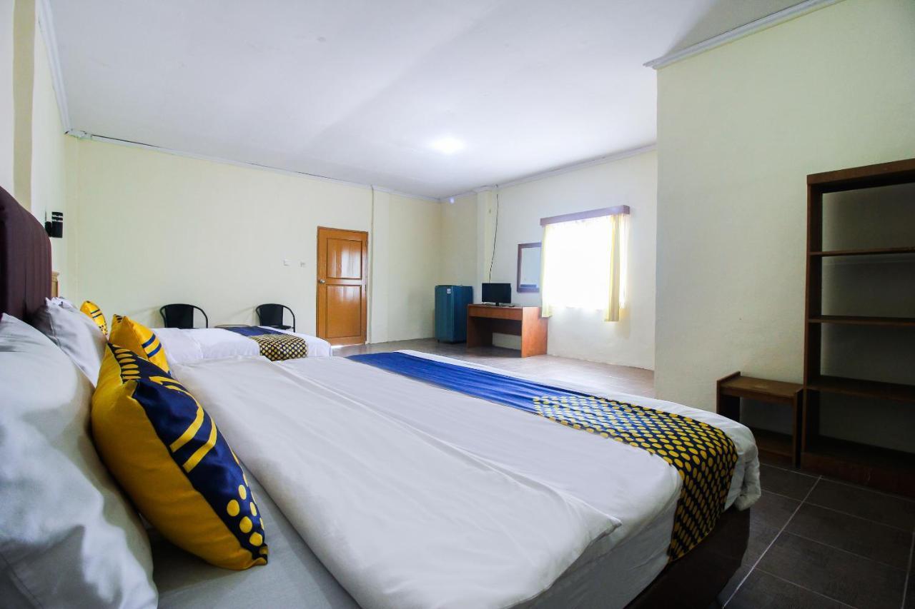 Spot On 2809 Hotel Yasmin Siak Sri Indrapura Экстерьер фото
