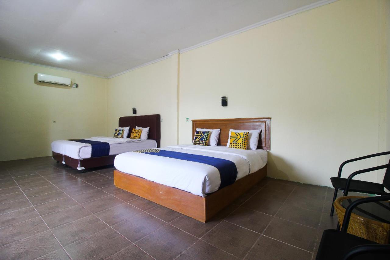 Spot On 2809 Hotel Yasmin Siak Sri Indrapura Экстерьер фото